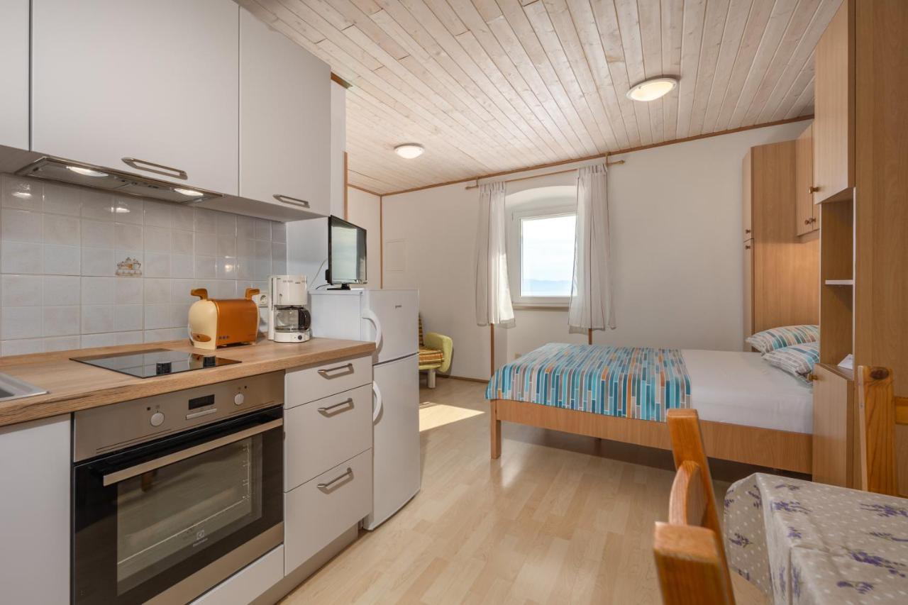 Apartmani Matic Moscenicka Draga Exterior photo